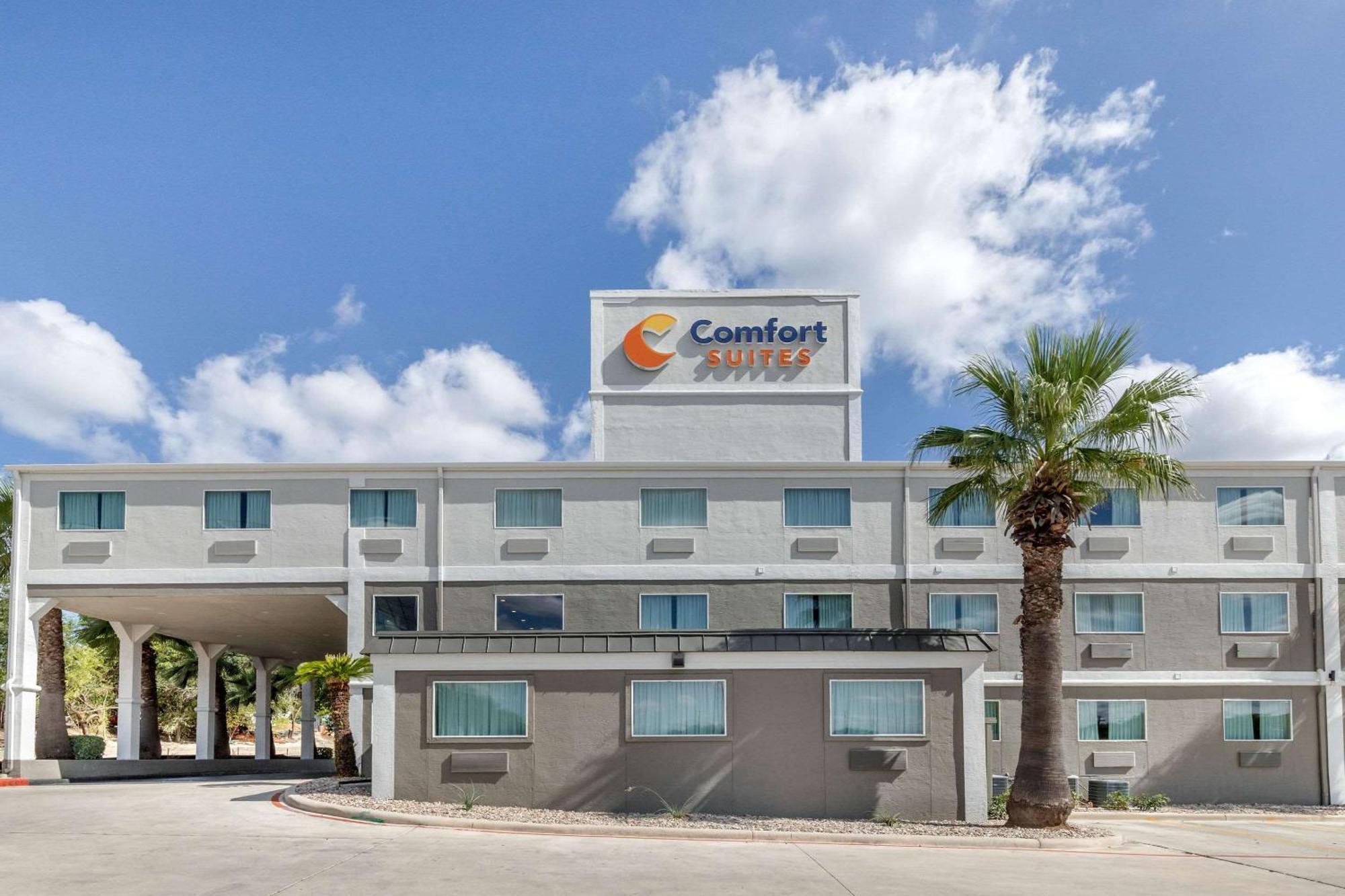 Comfort Suites San Antonio Airport North Exterior photo